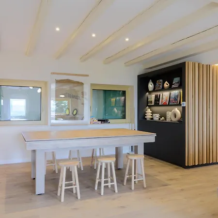 Holiday home Refuge Mil100 Chalet-spa Luxe 5 *
