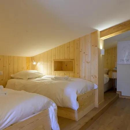 Casa de Férias Refuge Mil100 Chalet-spa Luxe 5 *